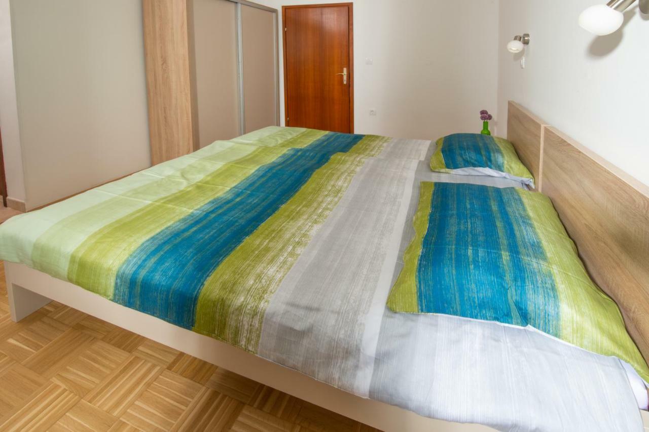 Marta Appartement Fažana Buitenkant foto