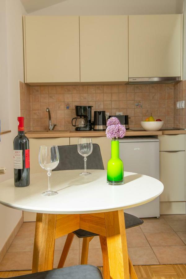 Marta Appartement Fažana Buitenkant foto