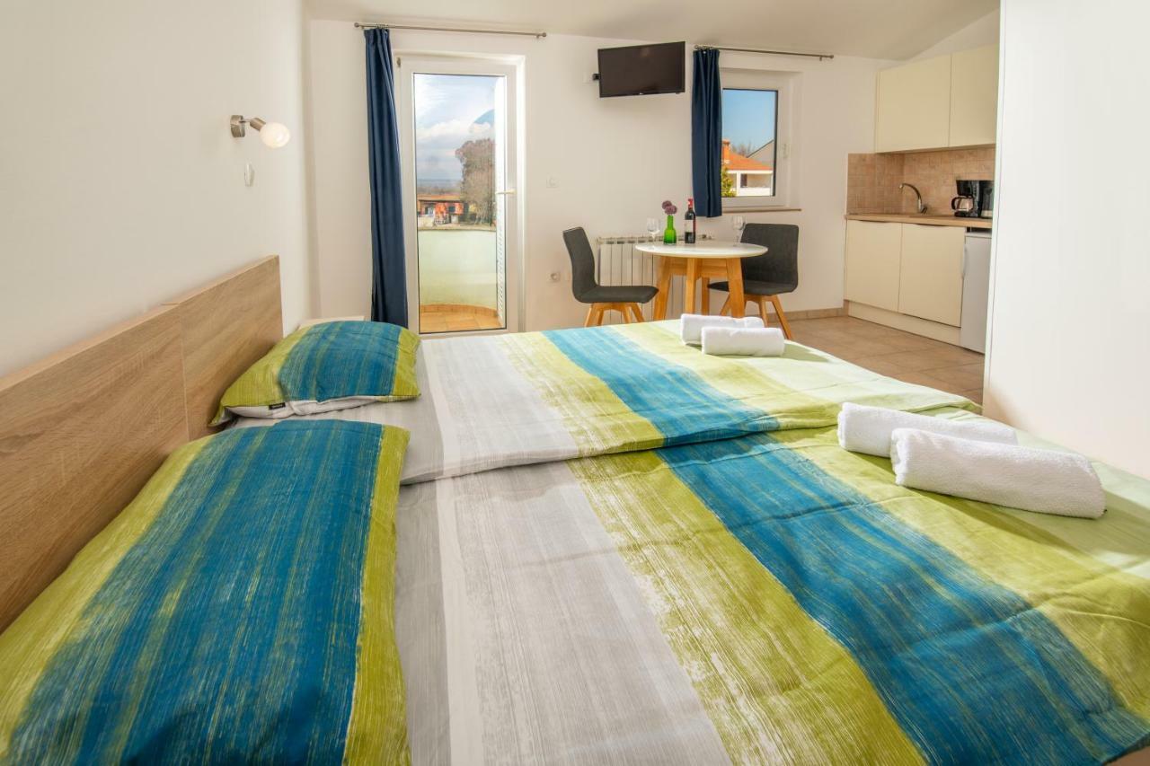 Marta Appartement Fažana Buitenkant foto